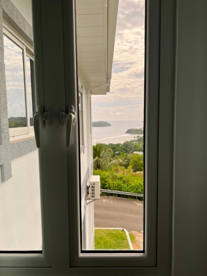 Western Ocean Breeze Self Catering Victoria Exterior foto